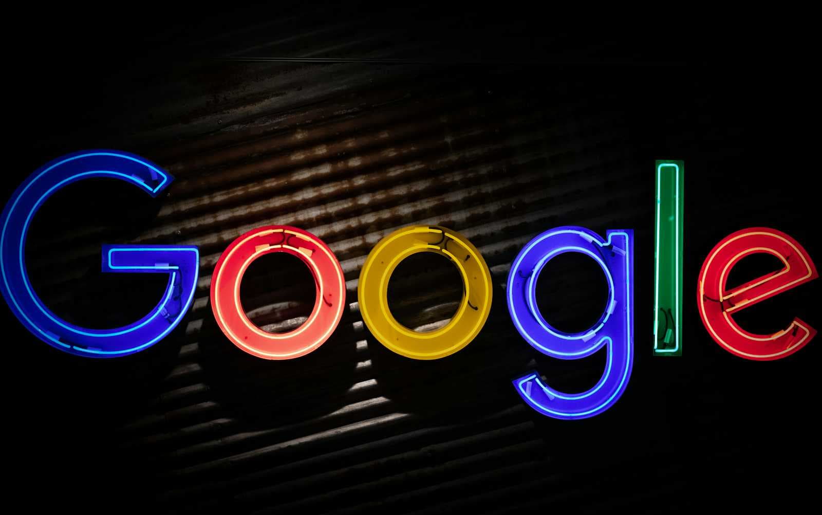 Google Perketat Instalasi Aplikasi Android: Pembatasan Sideloading & Verifikasi Developer Mulai 2026